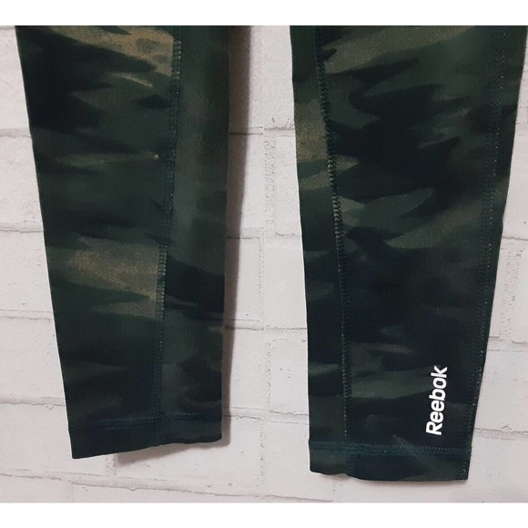 Reebok Women’s Leggings Size S Athletic Pants Green Camo Low Rise Ankle Length - Picture 3 of 5